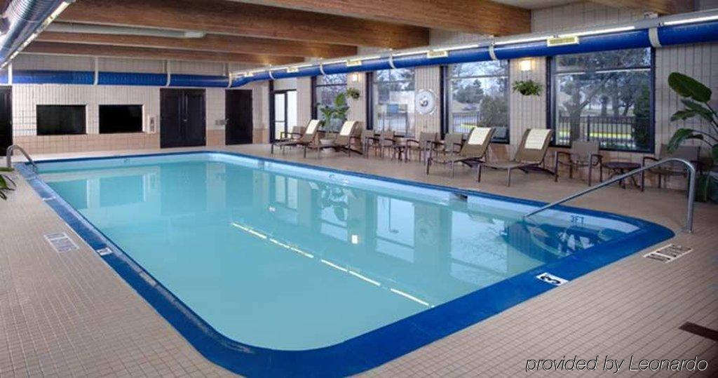 Doubletree By Hilton Chicago Schaumburg Hotel Exterior photo